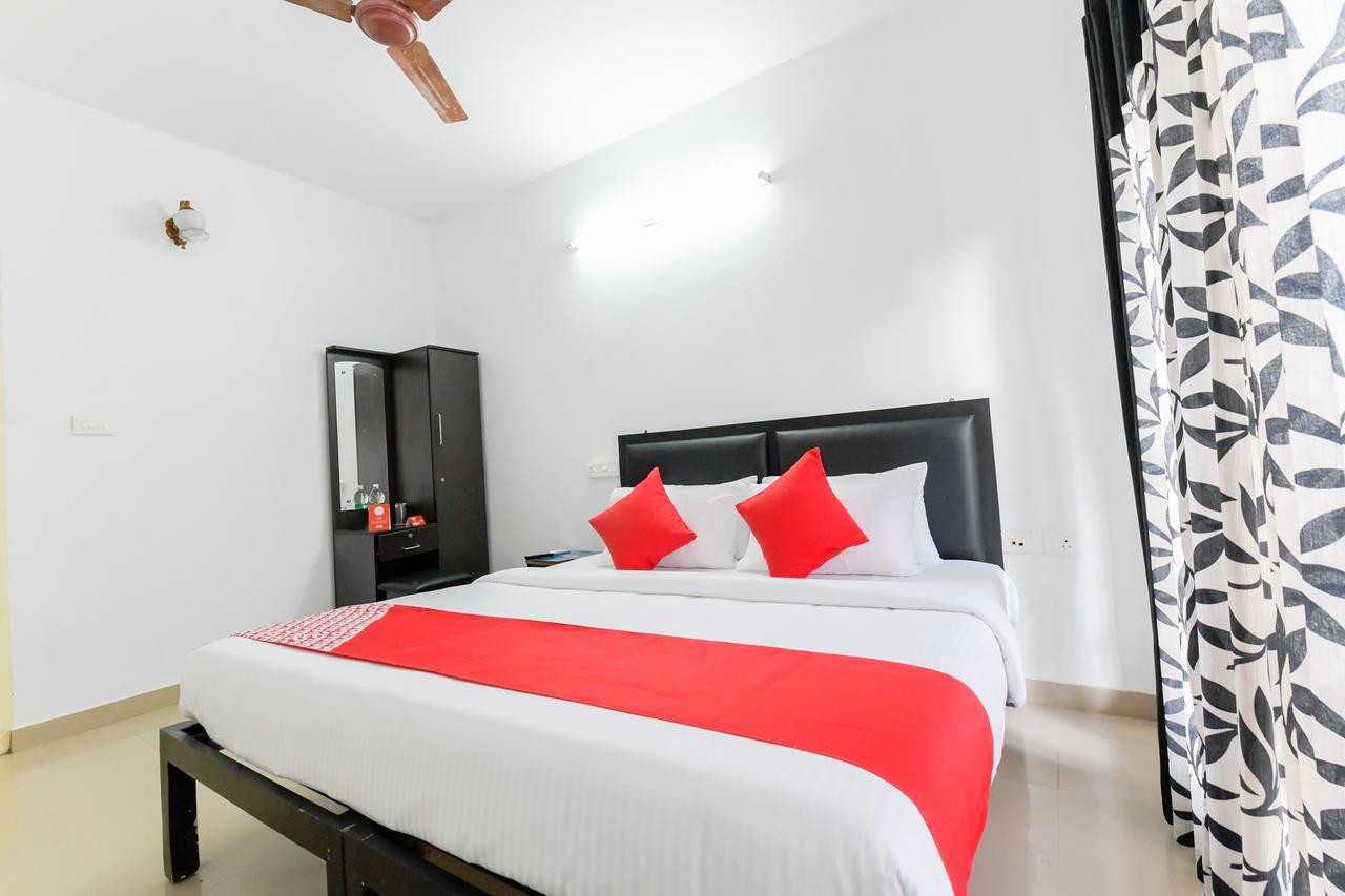Oyo 11891 Amare Beach Resorts Alappuzha Kültér fotó