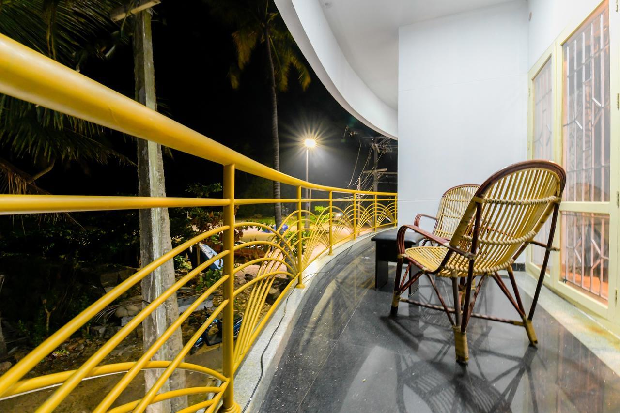Oyo 11891 Amare Beach Resorts Alappuzha Kültér fotó